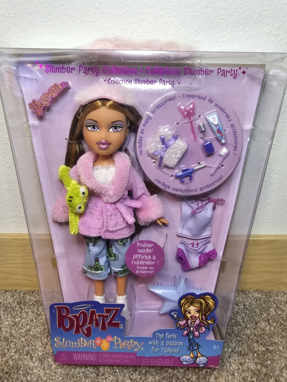 Bratz Slumber Party Jasmine Doll in Pink Robe